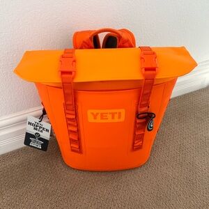 YETI M12 hopper Cooler backpack